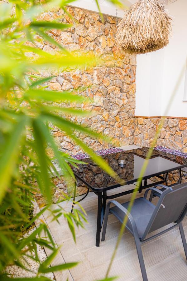 City Compass Luxury Suites Rhodes City Екстер'єр фото